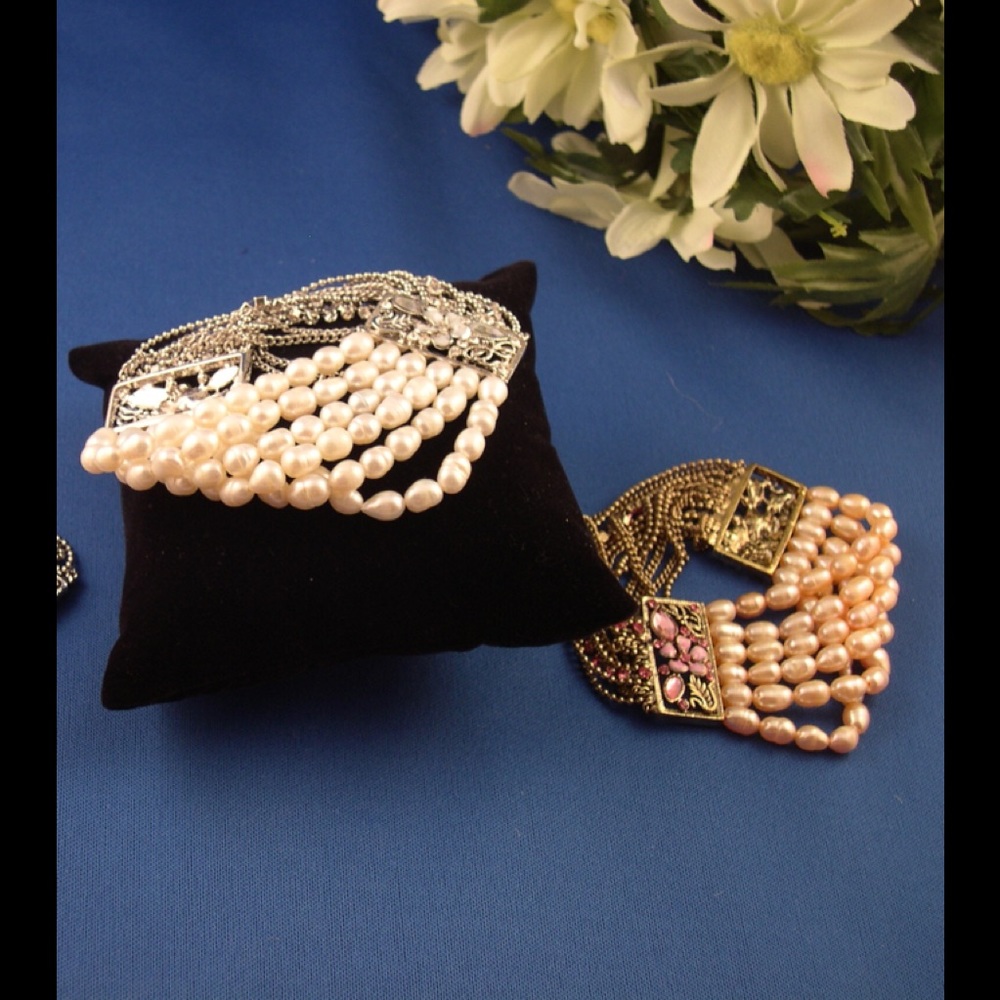 Freshwater cultured pearl bracelet - Picture 2 of 5
